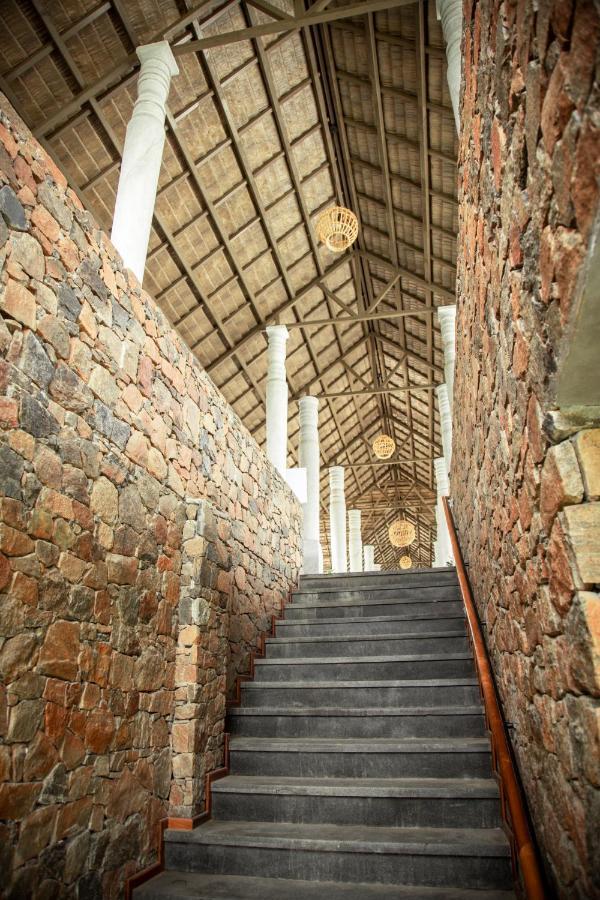 Maayaa Riverside Villa By Kpm Tripenta Attappādi Exterior foto